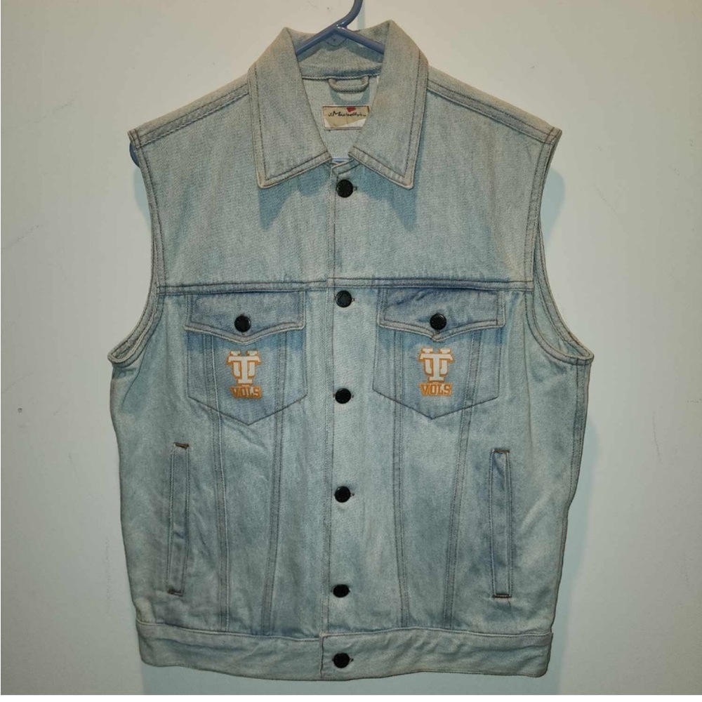 Denim vintage University of Tennessee Vest!
